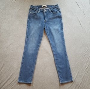 Levi's Mid-wash Mid-rise Skinny Jeans